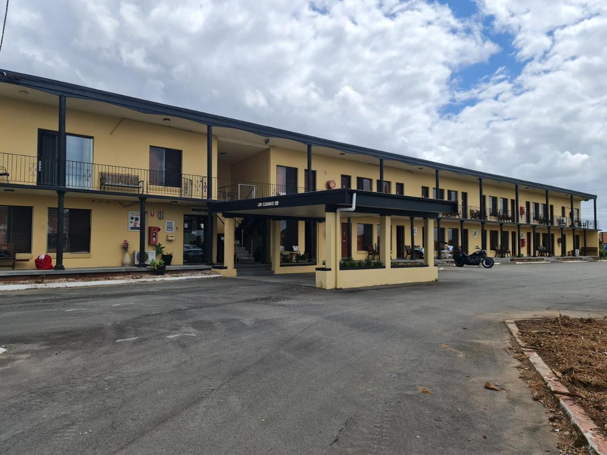 Country Plaza Motel Taree Zewnętrze zdjęcie