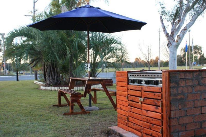 Country Plaza Motel Taree Zewnętrze zdjęcie